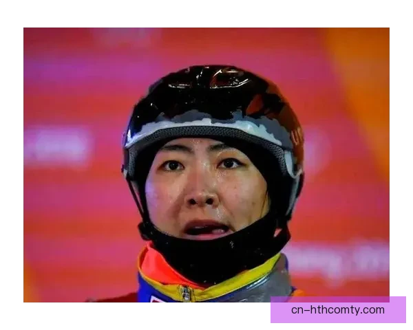 徐梦桃两连冠 创历史第一人 中国队祝贺